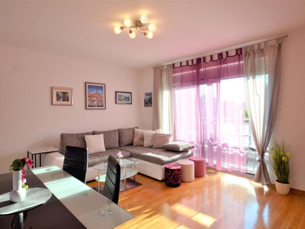 Apartment Pinezic - ROJ117 Rovinj Exterior foto