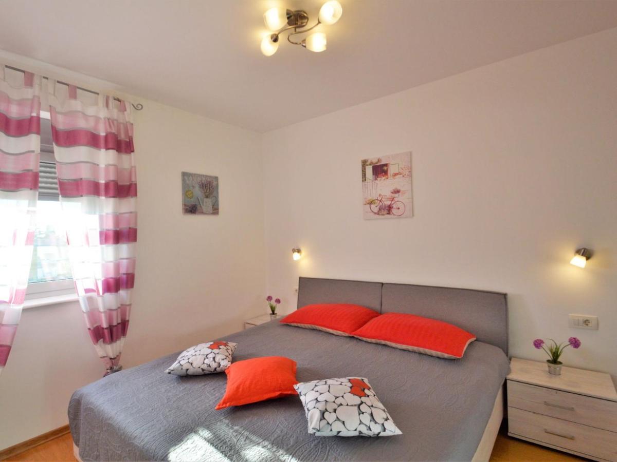 Apartment Pinezic - ROJ117 Rovinj Exterior foto