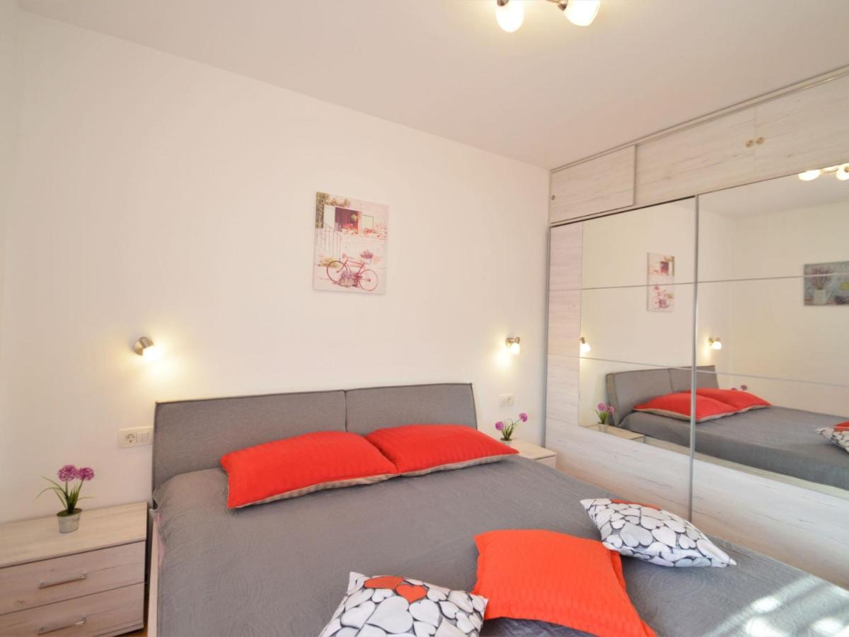 Apartment Pinezic - ROJ117 Rovinj Exterior foto
